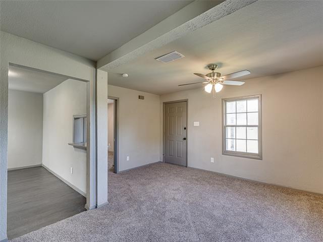 Building Photo - 416 N 8th St