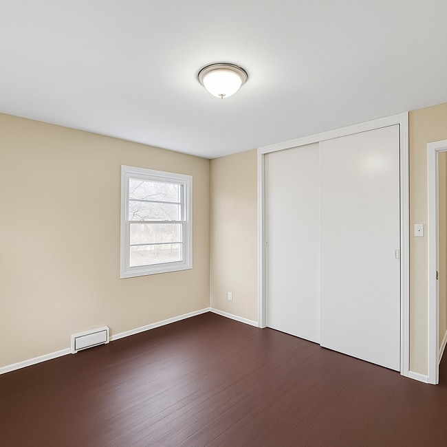 Building Photo - Charming 3-Bedroom Home Coming Soon in Sai...