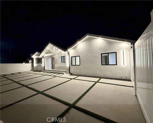 Building Photo - 20522 Sherman Way