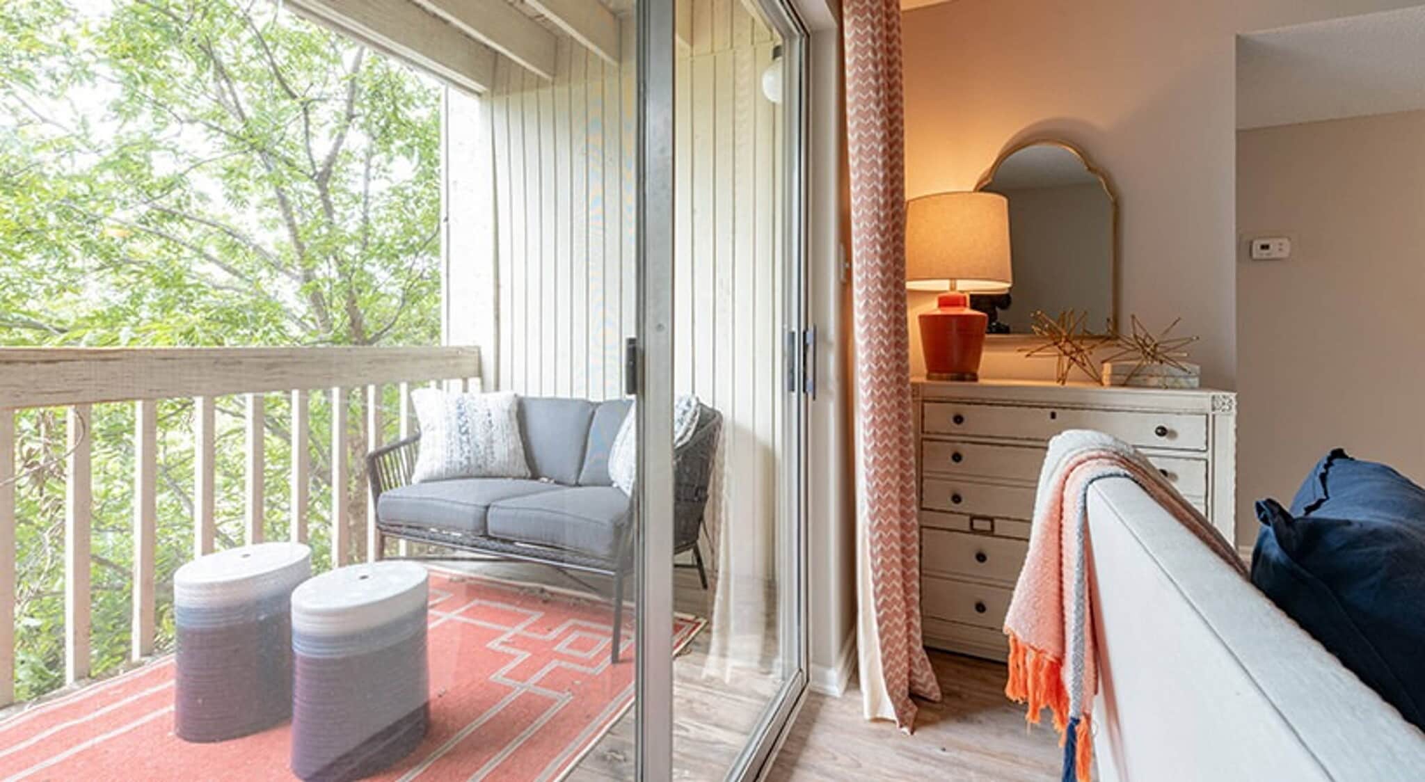 Building Photo - 3517 N Hills Dr