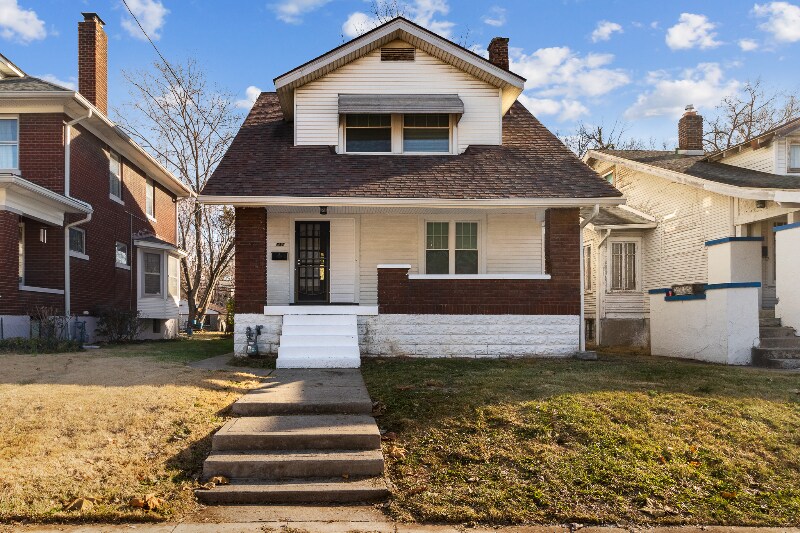 Primary Photo - 731 Cecil Ave