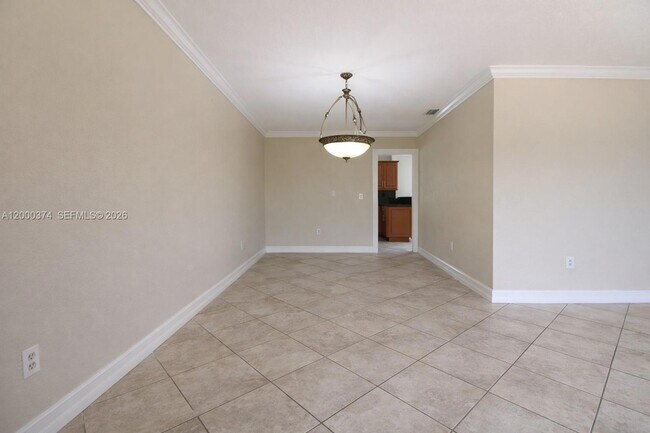 Building Photo - 6331 SW 94th Ave