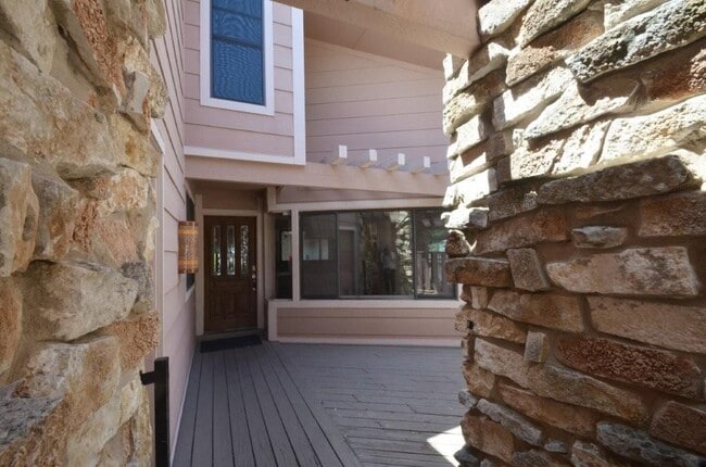 Building Photo - 4603 Twin Valley Cir