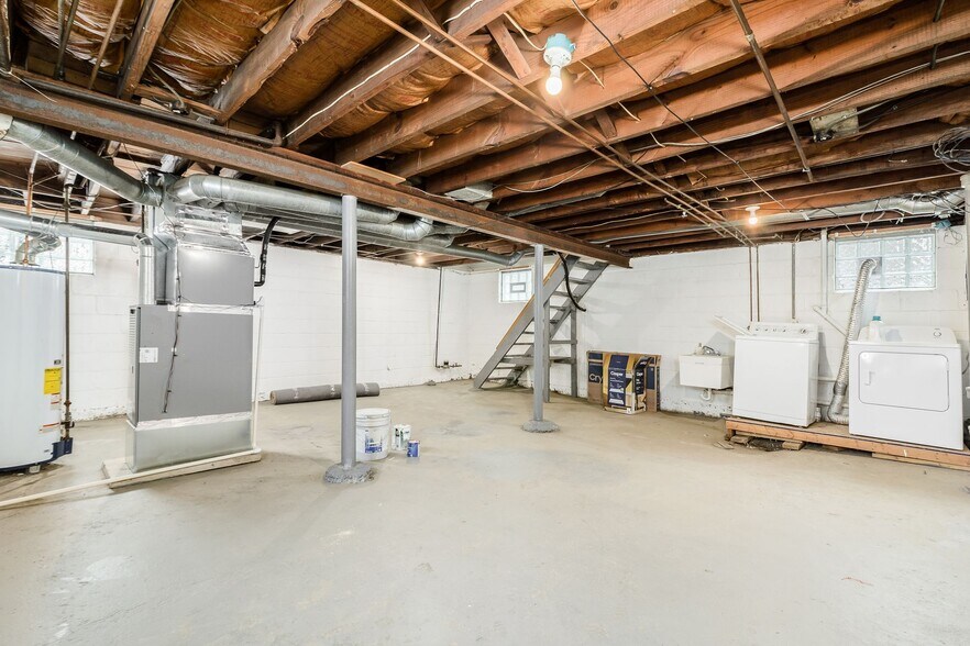 Building Photo - 995 Palmer Rd