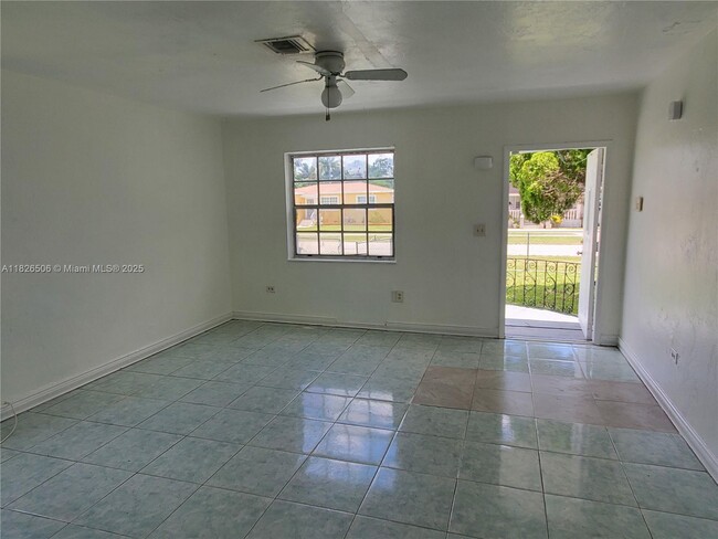 Building Photo - 1240 NE 143rd St