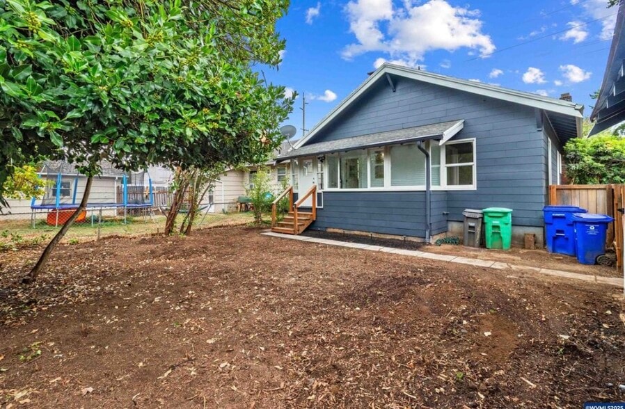 Building Photo - 7225 N Lombard St