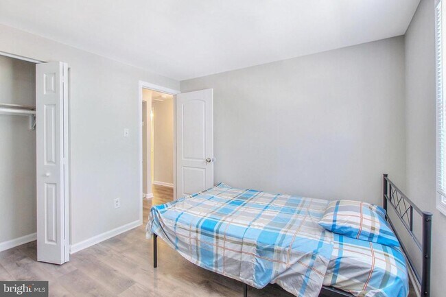 Building Photo - 9919 Boise Rd