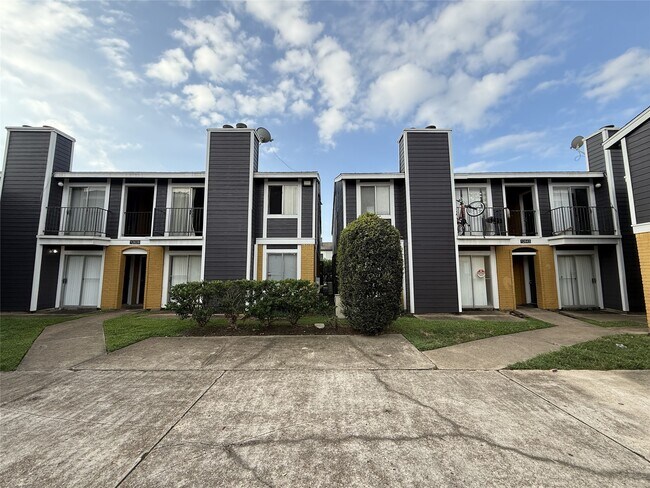 Building Photo - 12643 Ashford Meadow Dr