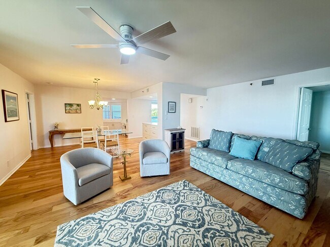 Building Photo - Luxury, furnished seasonal rental, Tequest...