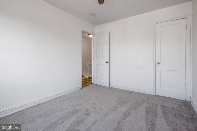 Building Photo - 2538 9th St NW