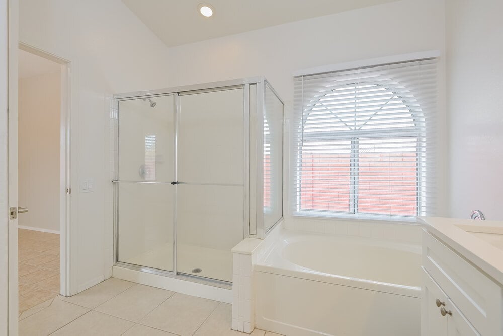 Building Photo - 10030 E English Woods Rd