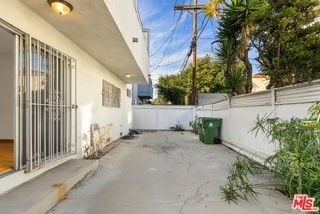 Building Photo - 824 S Shenandoah St