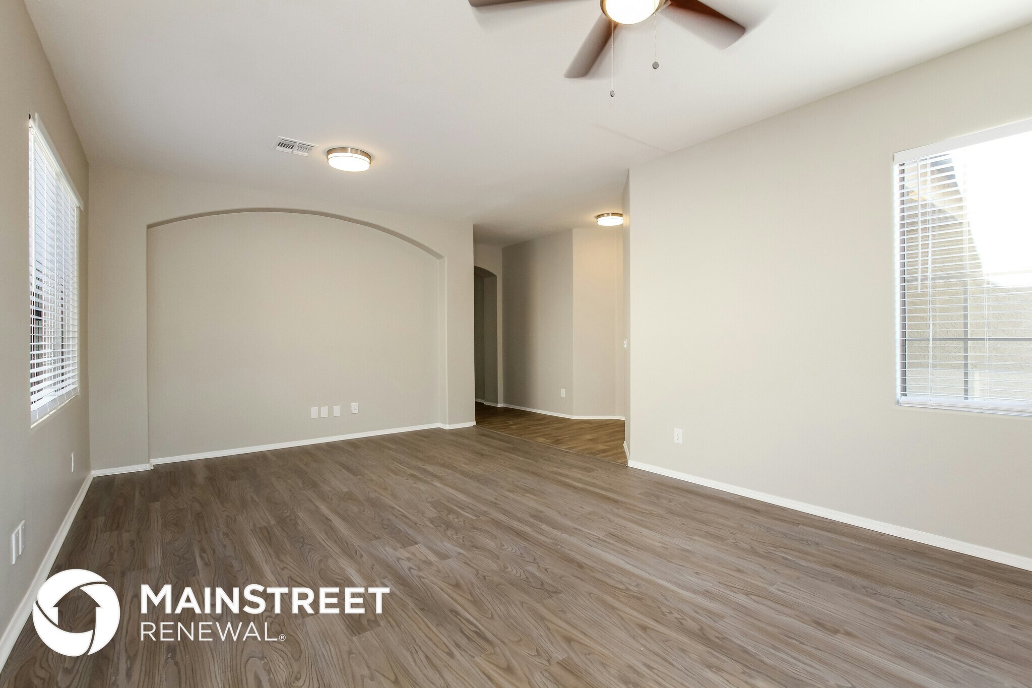 Building Photo - 12933 W Ash St