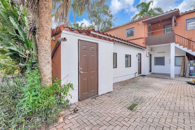 Building Photo - 12287 NE 7th Ave