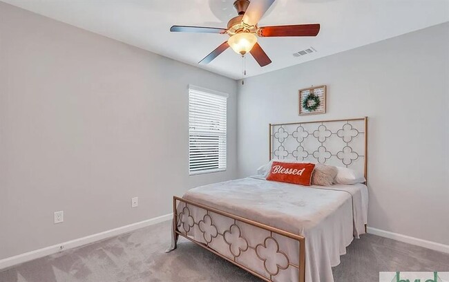 Building Photo - 365 Southwilde Way