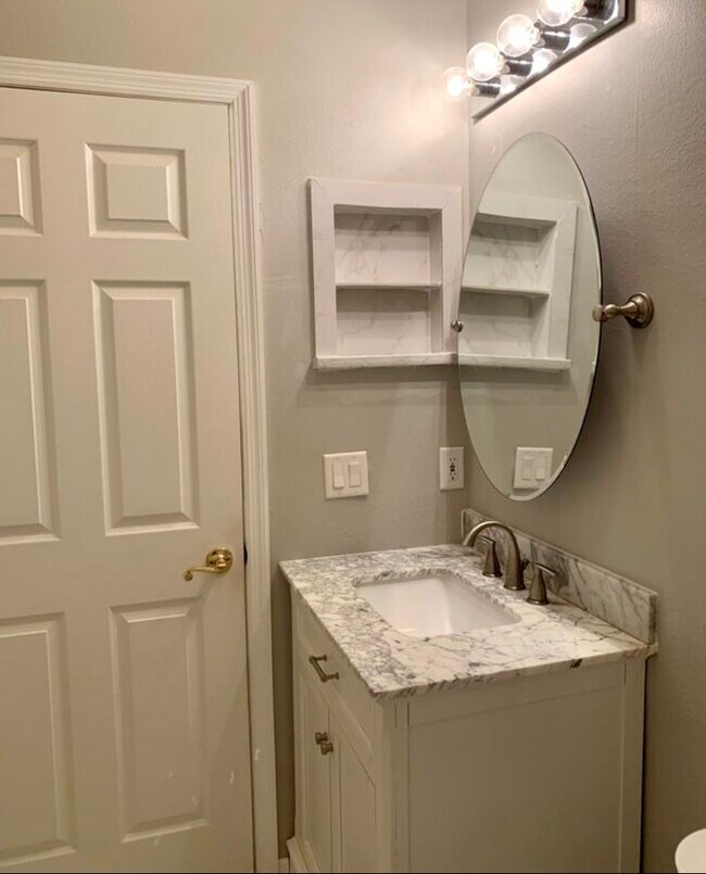 Bath 2 - 10102 Cove Lake Dr