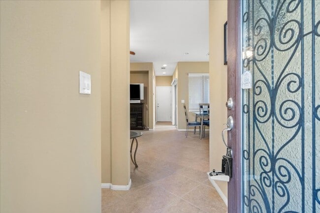Building Photo - Beautiful Tuscan Inspired 3 Bedroom Home in Centennial Hills