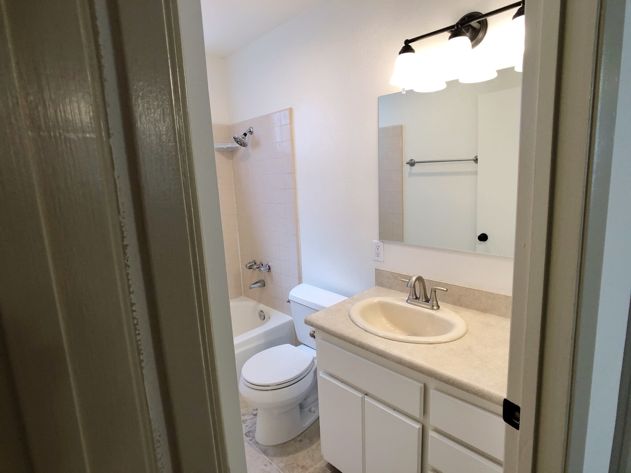 Building Photo - 3966 Cleveland Ave