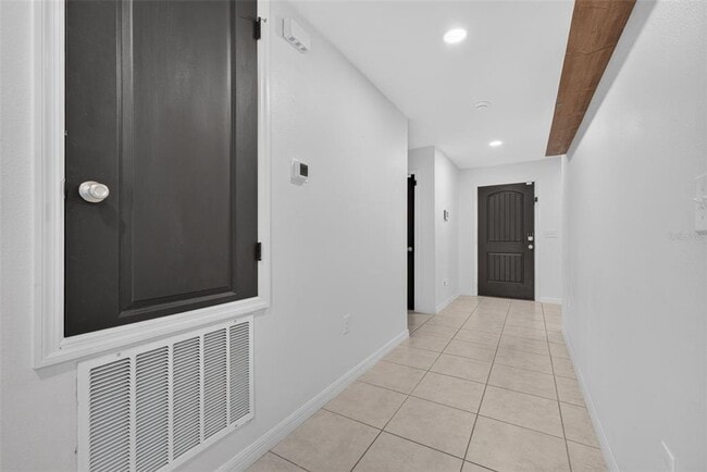 Building Photo - 1097 Augustus Dr