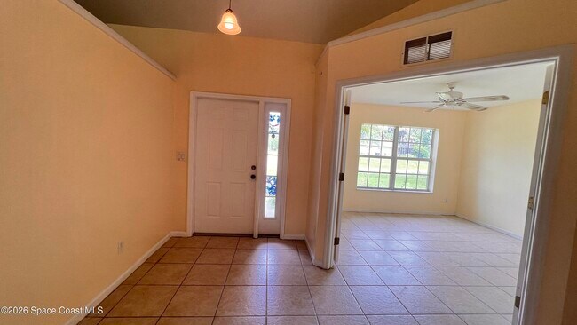 Building Photo - 2681 Madden Ave