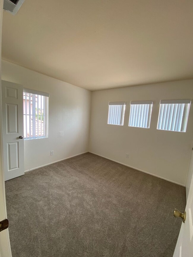 Building Photo - 7470 Mason Heights Ln
