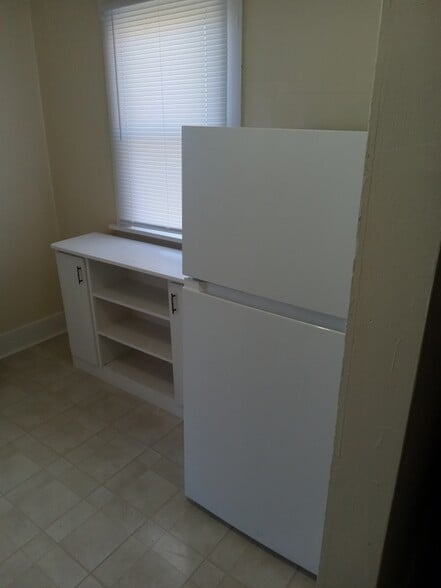 Building Photo - 417 King St