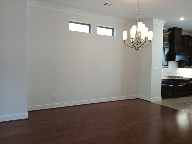 Building Photo - 3611 Somerset York Ln