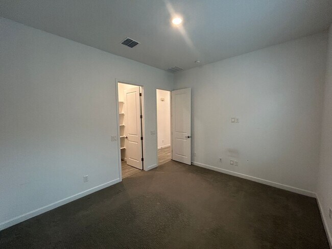 Building Photo - 16776 W Vereda Solana Dr.