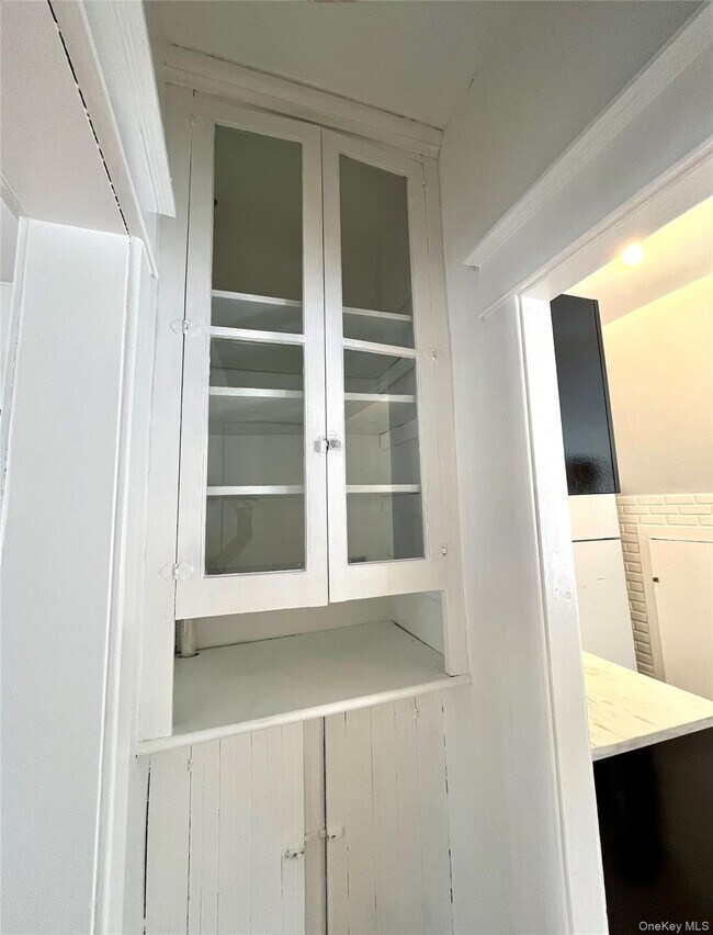 Building Photo - 7 Law St