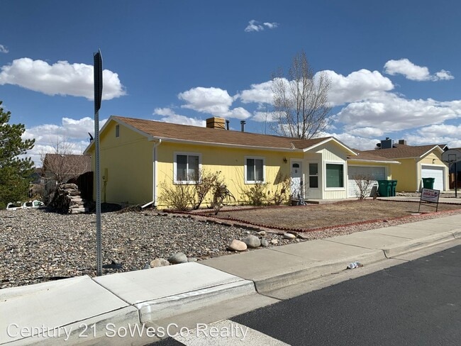 Building Photo - 3 br, 2 bath House - 2712 N. Fairview Ave