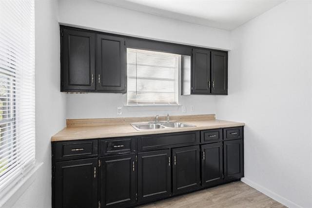 Building Photo - 916 8th St NW