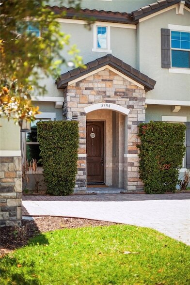 Building Photo - 8394 Lookout Pointe Dr