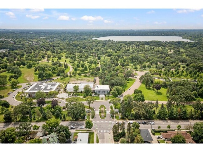 Building Photo - 3521 Girard Ave S