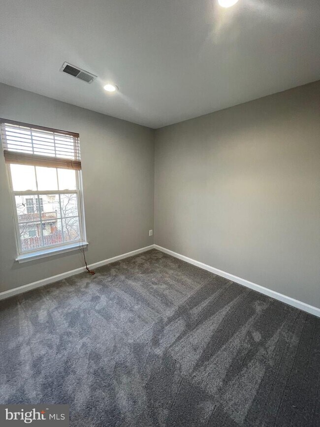 Building Photo - 13629 Beckingham Dr