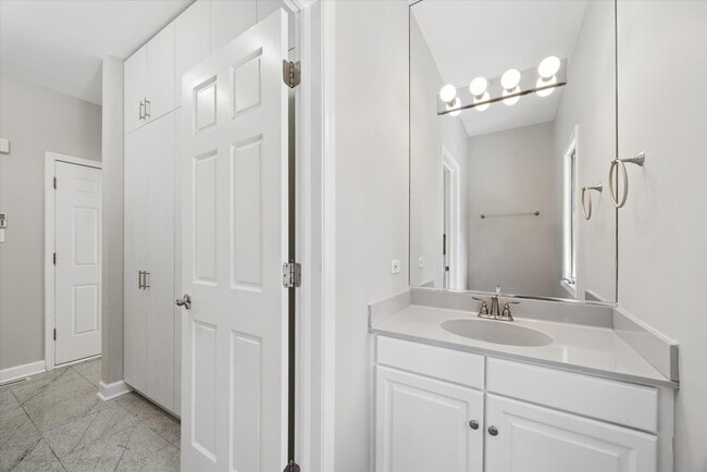 Building Photo - 9336 Falling Waters Dr W
