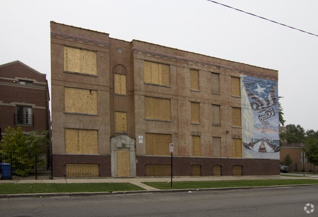 Building Photo - 1318 N Rockwell St