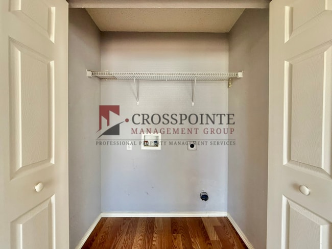 Building Photo - Lease Takeover Opportunity Available!