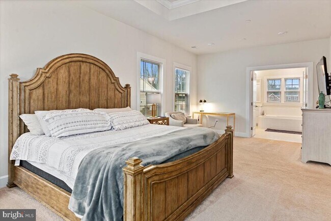 Building Photo - 13903 Hebron Ln