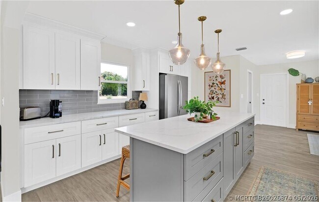 Building Photo - 7989 143rd St