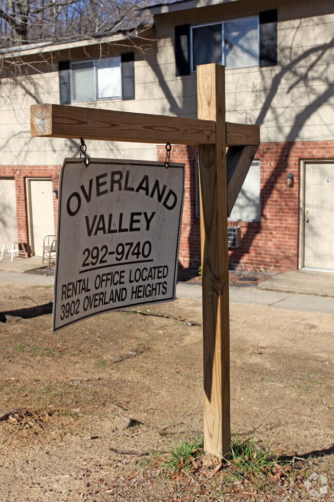Building Photo - The Heights Townhomes