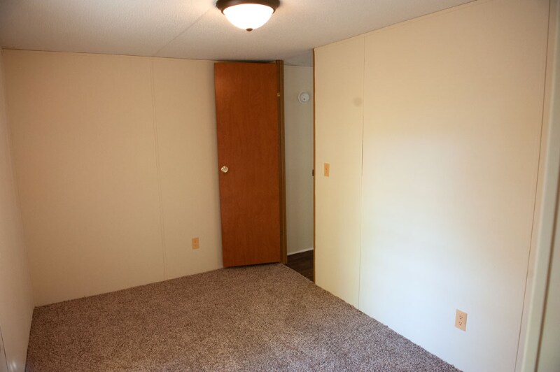 Building Photo - 6013 Briarwood Dr