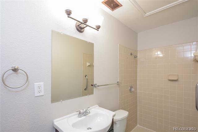 Building Photo - 9290 Ellen Ct