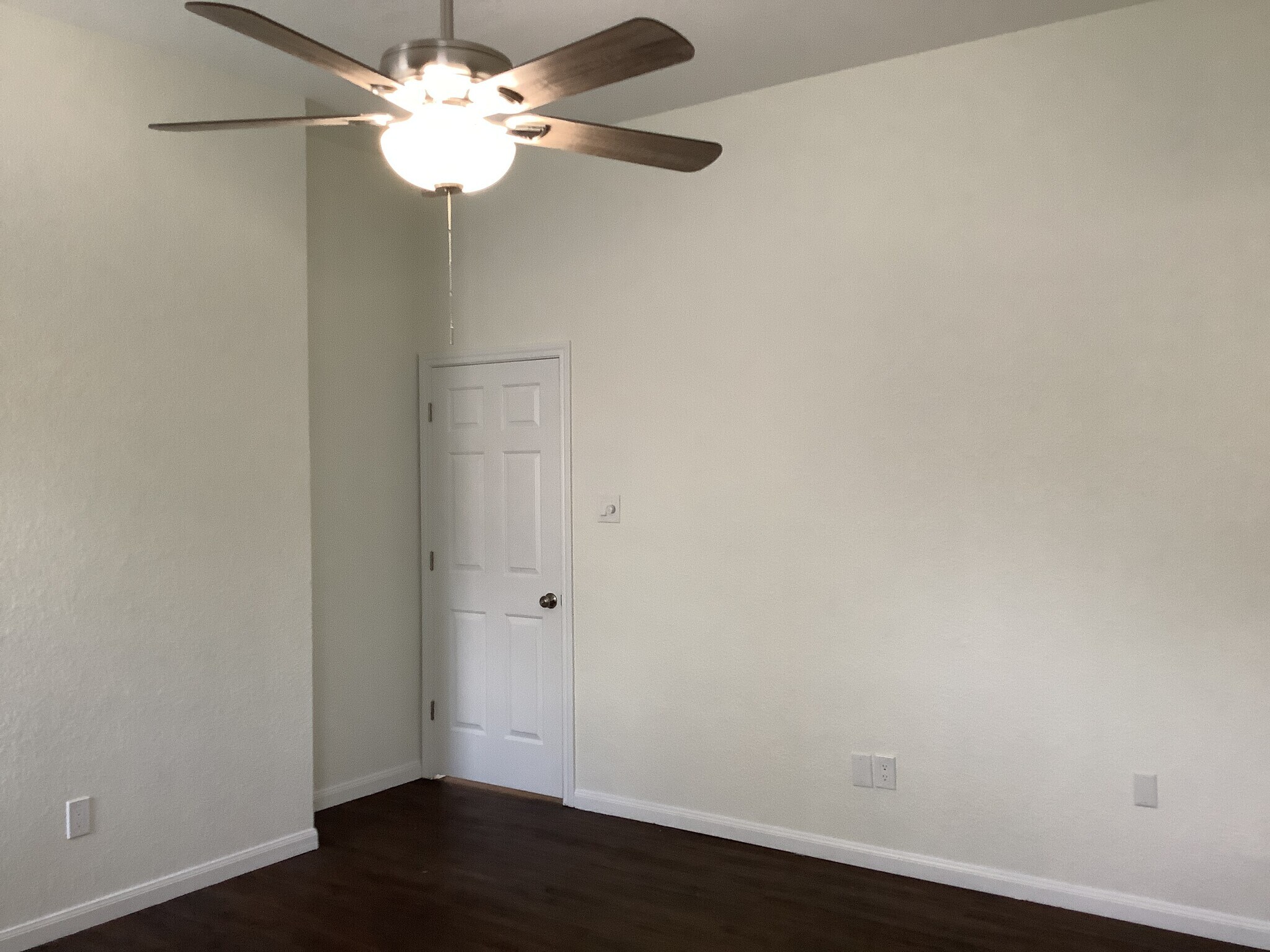 Building Photo - 3709 Breckenridge Dr