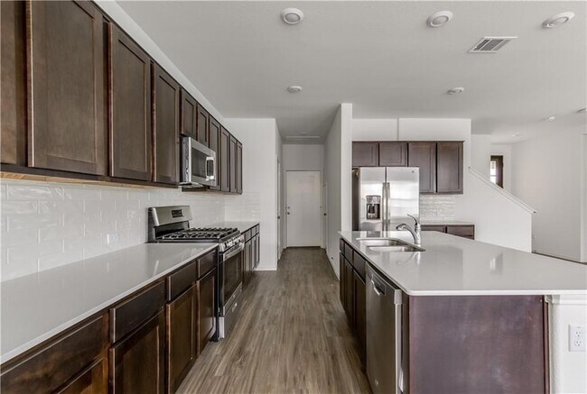 Building Photo - 712 Affazia Ln