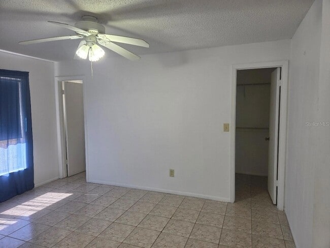 Building Photo - 12165 Sandal Creek Way