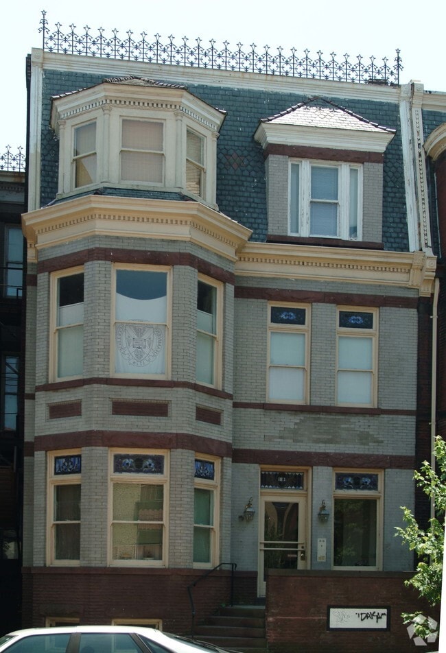 Primary Photo - 1113 Grove Ave