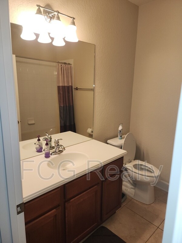 Building Photo - 1404 Milledge Ln