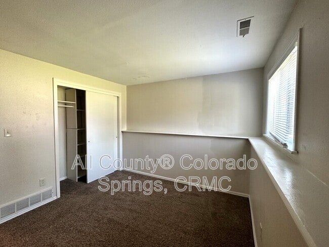 Building Photo - 1153 Keith Dr