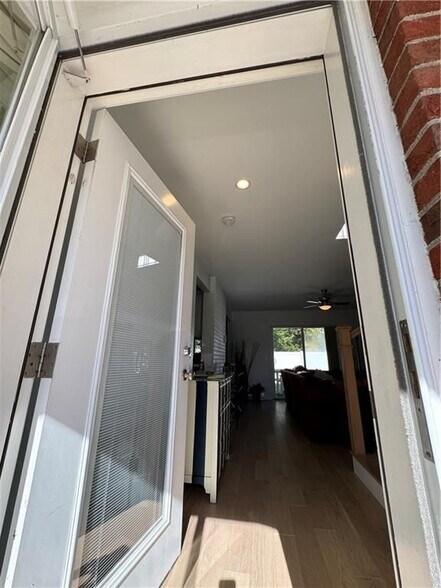 Building Photo - 62 Memorial Blvd