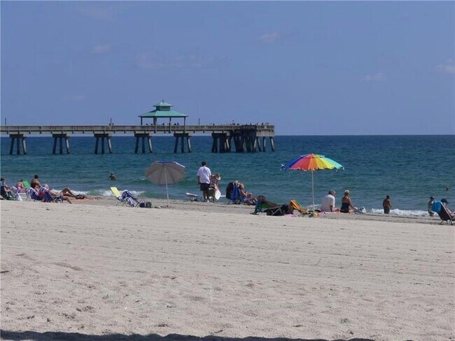 International Fishing Pier Deerfield - 123 Deer Creek Blvd